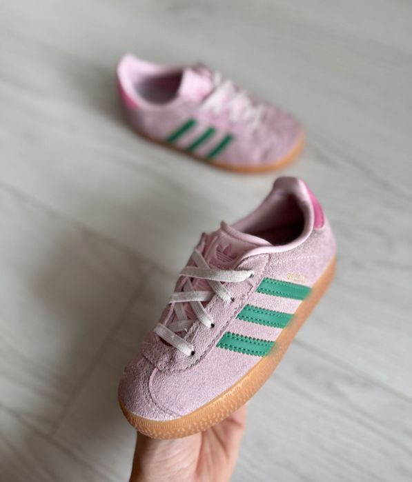 Кросівки Adidas Gazelle, Кросівки Adidas, Кросівки