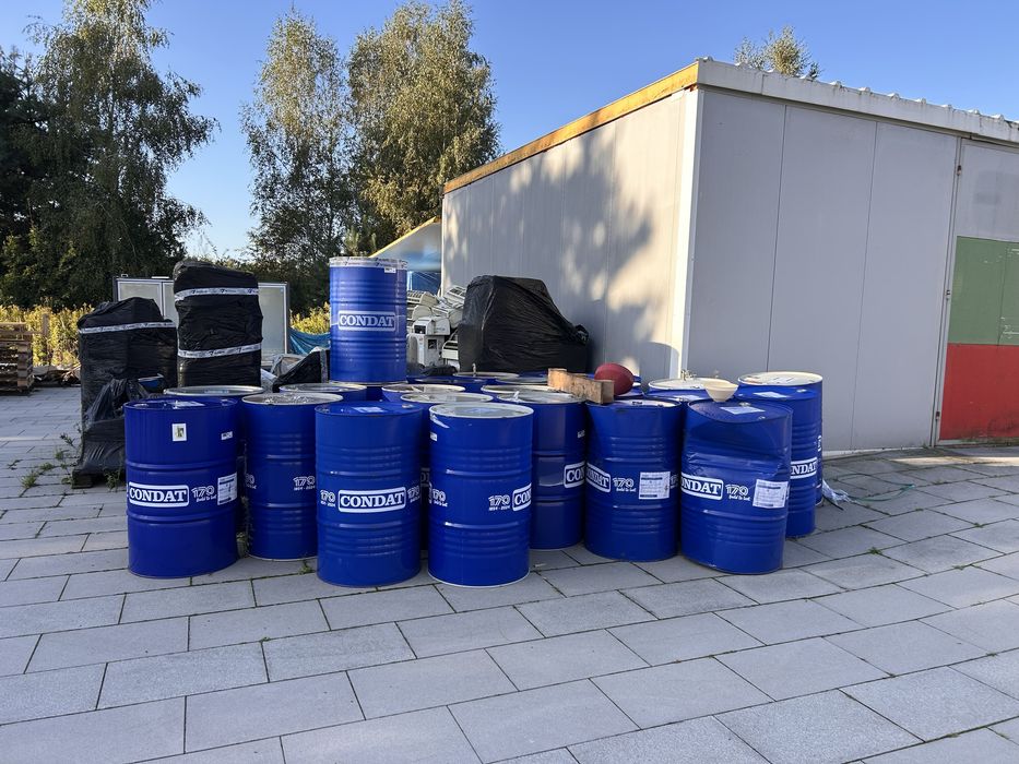 Beczki metalowe, puste,