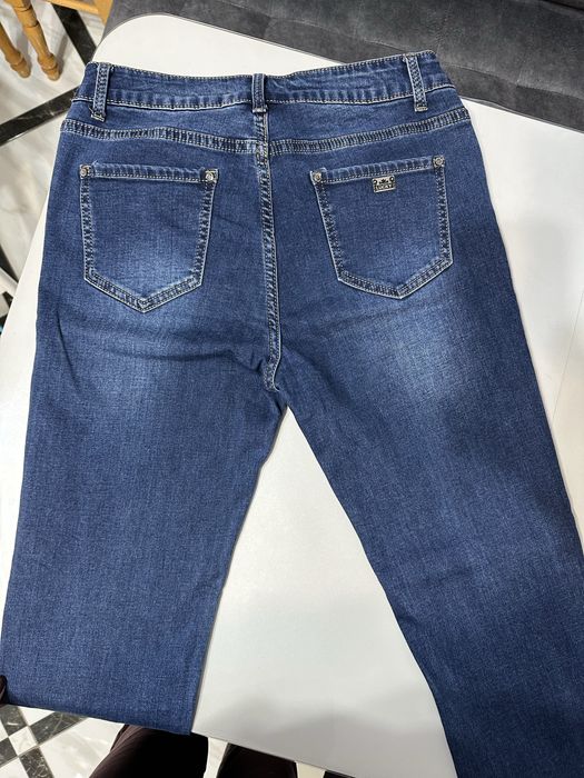 Жіночі теплі джинси на байці