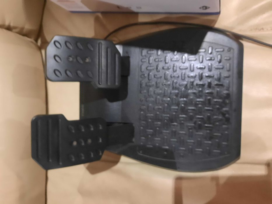 Руль thrustmaster t80