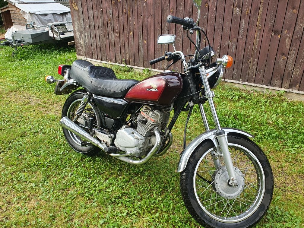 Honda CB125  CM125  1985