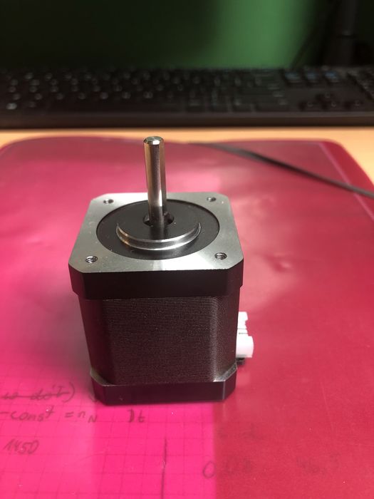 Silniki krokowe OUKEDA 17HS8401