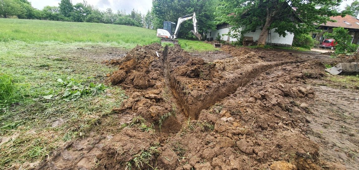 Usługi minikoparką 5,5t oraz zagospodarowywanie terenów zieleni.