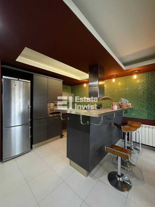 Здається 3х кімнатна квартира на проспекті Миколи Бажана