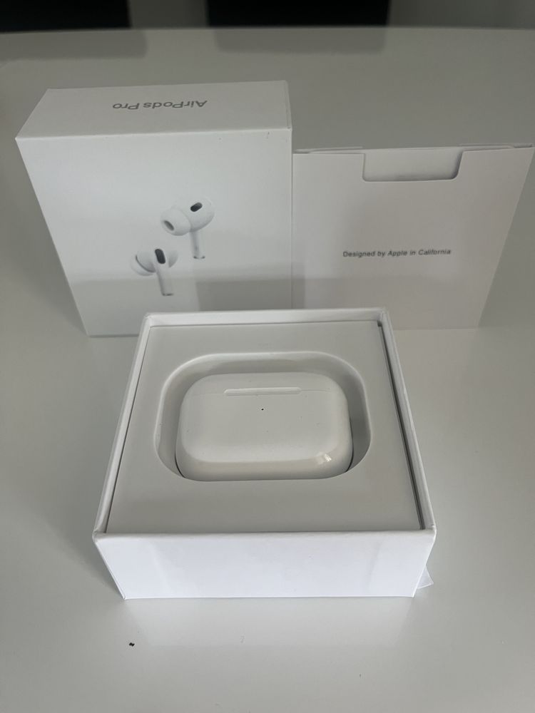Apple AirPods Pro 2 ANC Lightning