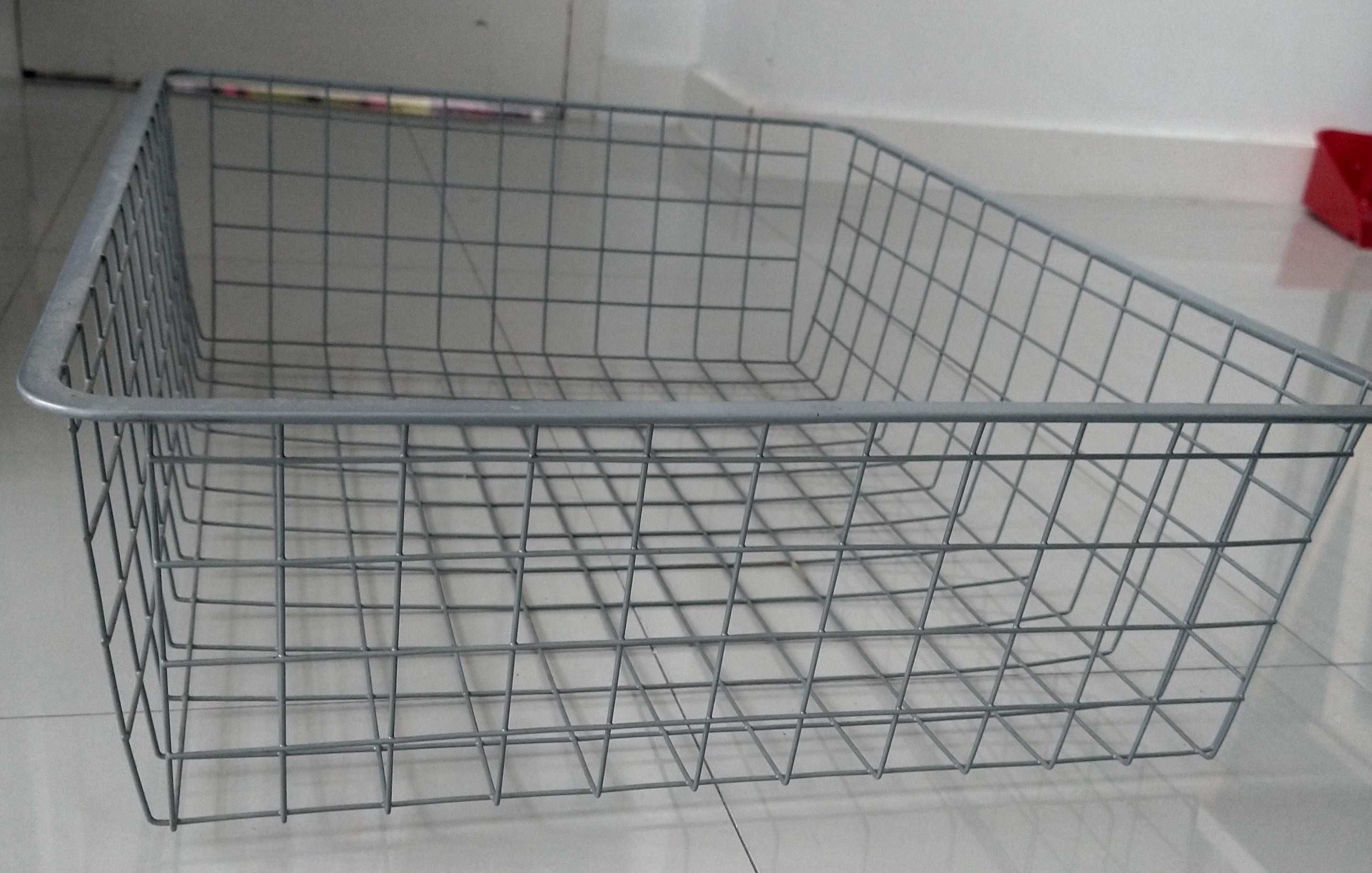 Gaveta metálica Ikea 3€/unidade