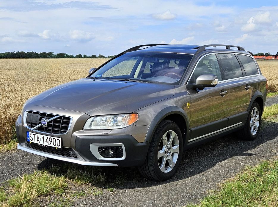 Volvo XC 70 SUMMUM polski salon - 2,4 D5 AWD - dla konesera