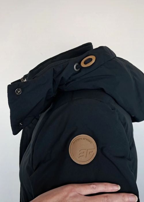 Kurtka /parka zimowa damska czarna r. S/M Finnish Trademark EP