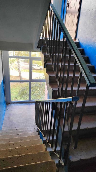 Продаж 2 кім.кв вул. Мазепи (початок), 3/9 цегла.