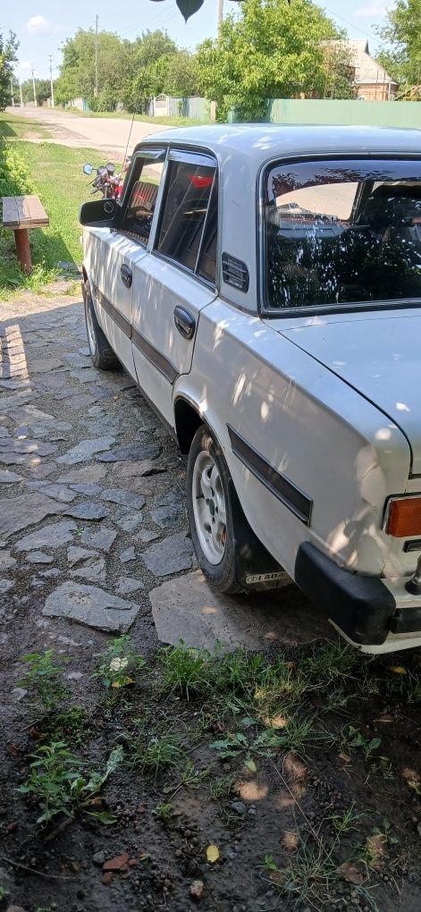 Продам авто Ваз 21013
