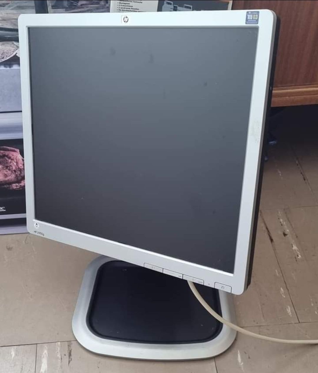 Monitor 19" LCD sprawny