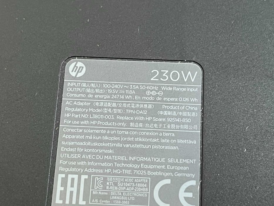 Оригінальний блок живлення  HP  230W  (7.4×5.0 перехідник 4.5×3.0 )