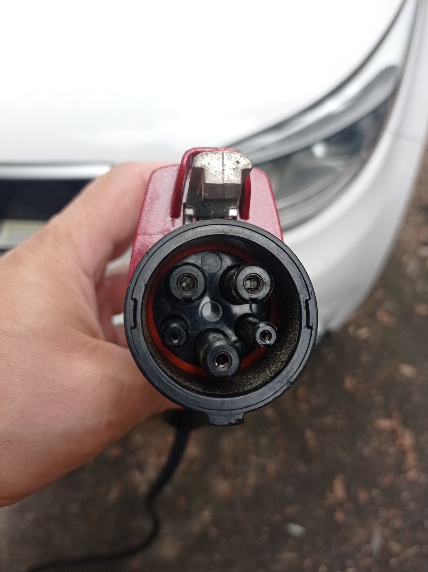 Зарядний пристрій KIA оригінал