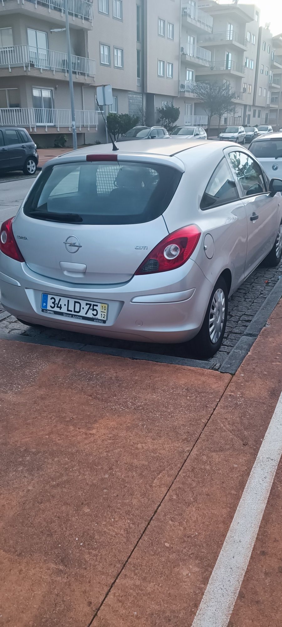 Opel Corsa Comercial Cinza