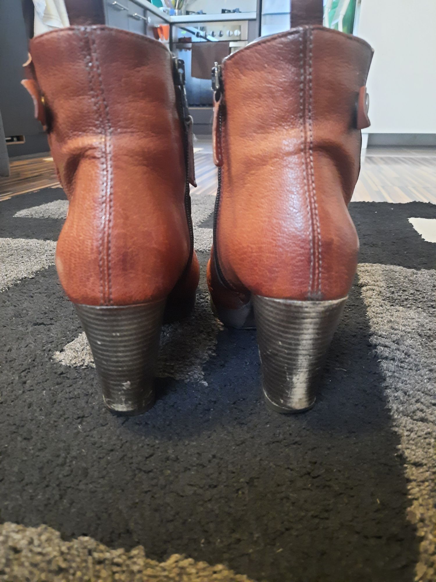 Buty zimowe damskie r.38 Emanuele Gelmetti
