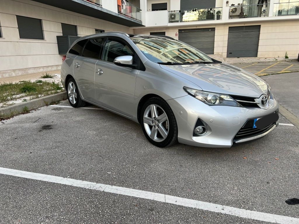 Toyota AURIS 2.0 D-4D