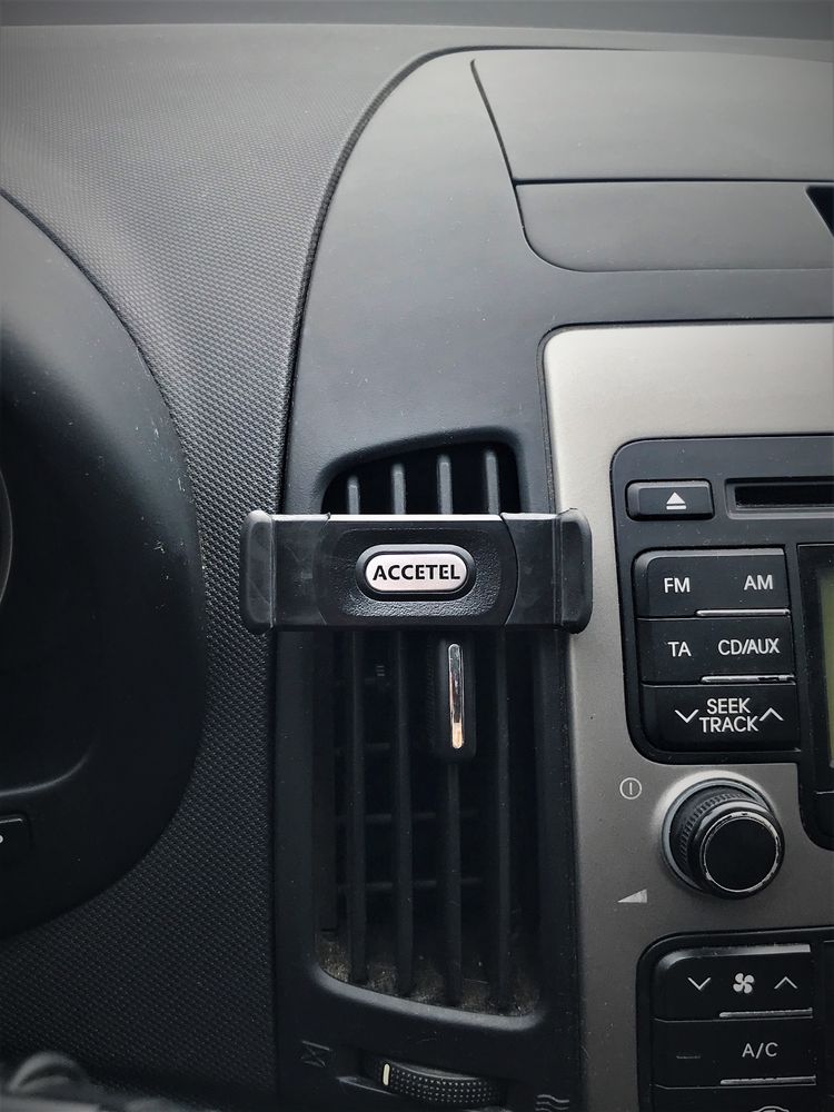 Suporte ajustável de telemóvel para carro discreto e simples