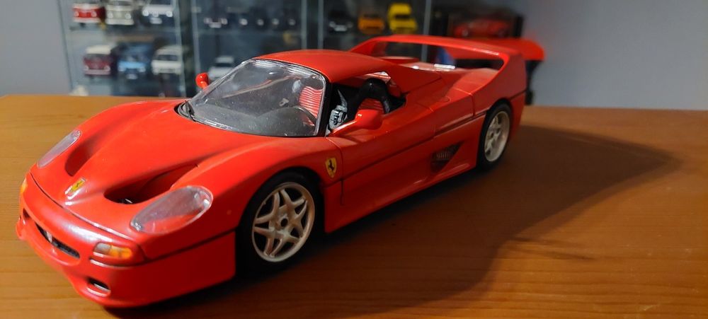 Model 1:18 Ferrari F50 Bburago