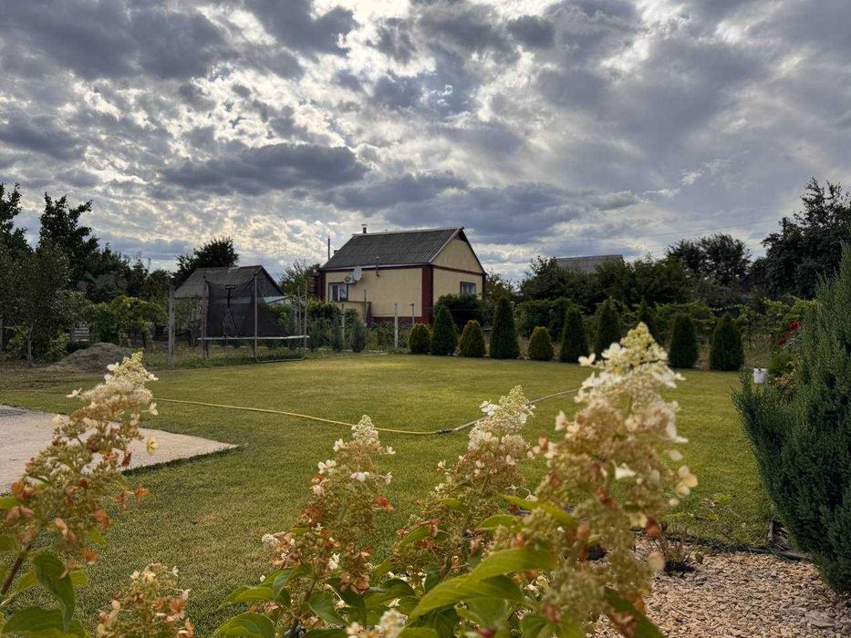 Купите дом с бассейном в Самаровке на Лесозаводской