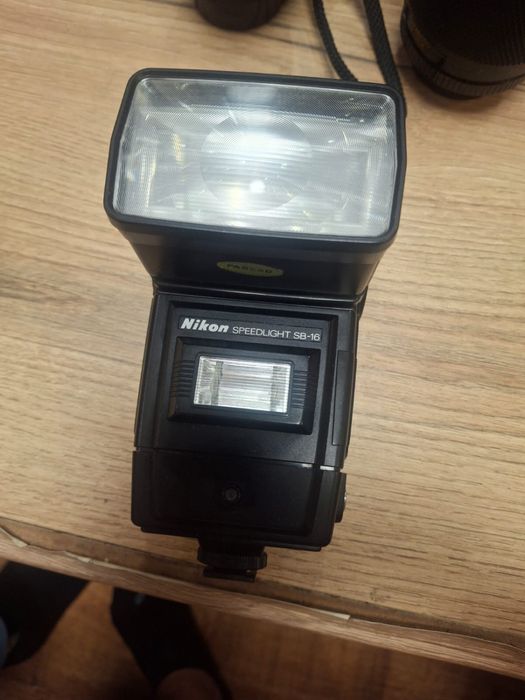 Lampa blyskowa Nikon