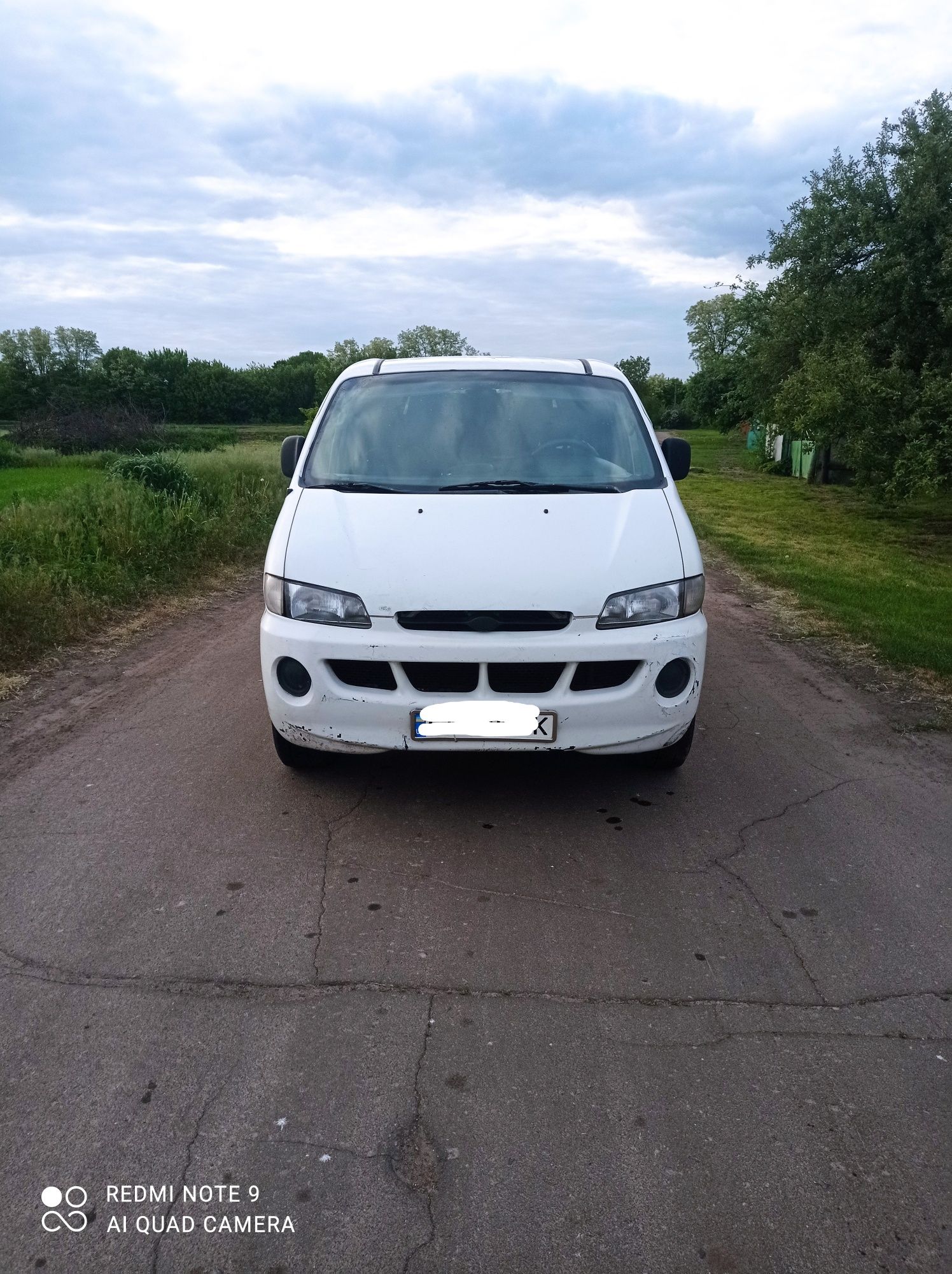 Hyundai     h200