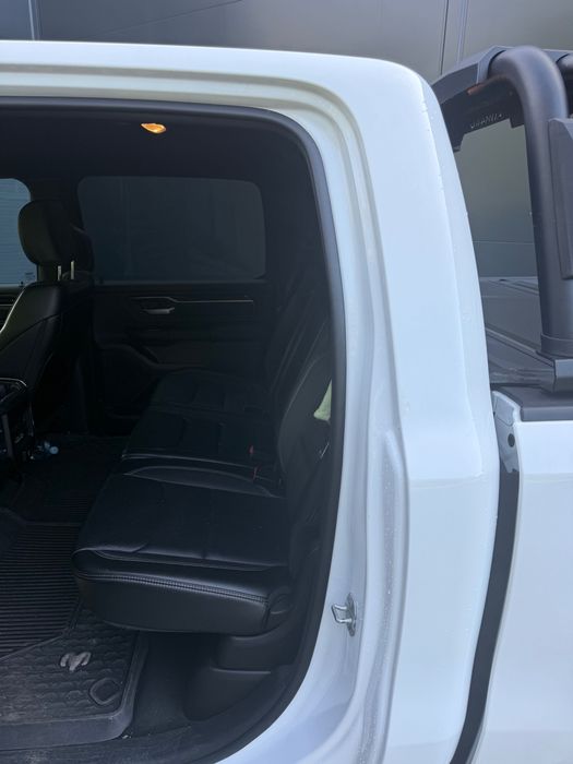 Ram Rebel 2022 bezwypadkowy Kanada 4x4 roleta