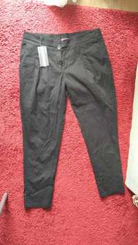 Czarne materiałowe spodnie nowe r XL