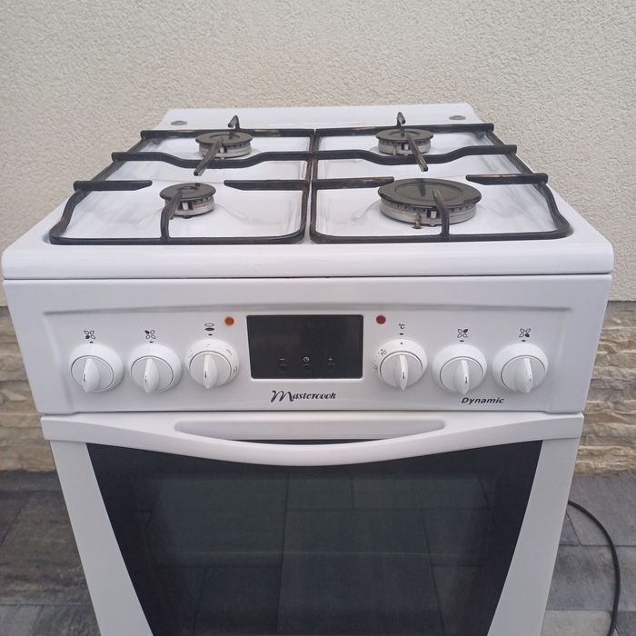 Kuchenka gazowo z piekarnikiem elektrycznym firmy Mastercook