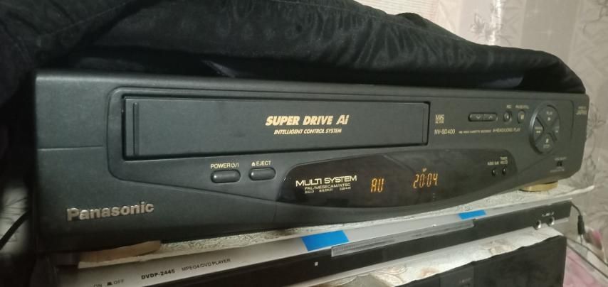 Видеомагнитофон Panasonik 400.  Рабочий