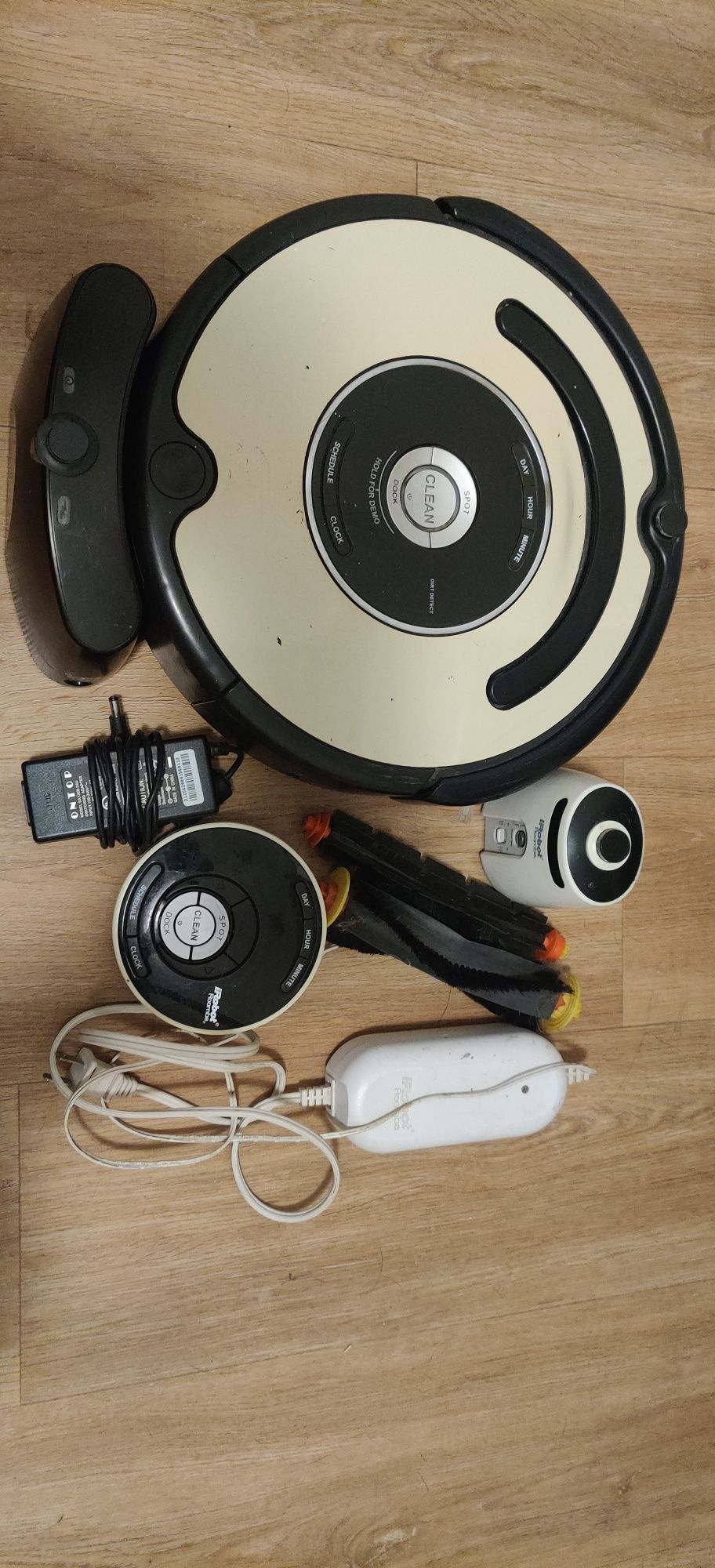 Roomba 580+2xbateria+akcesoria itp.