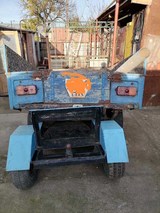 Легковий причіп.