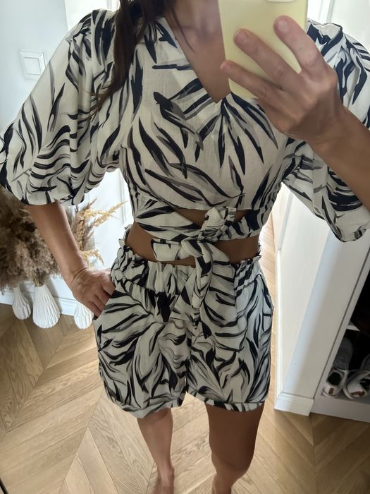 Answear LAB komplet damski letni lniany wiązany top bufki szorty 36