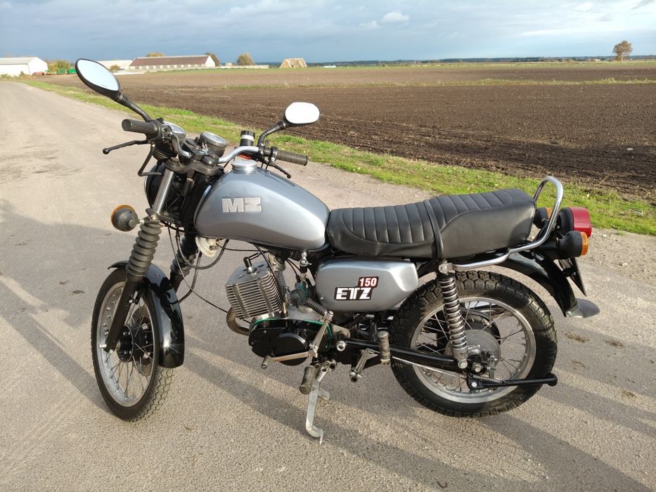 Motocykl MZ ETZ 150