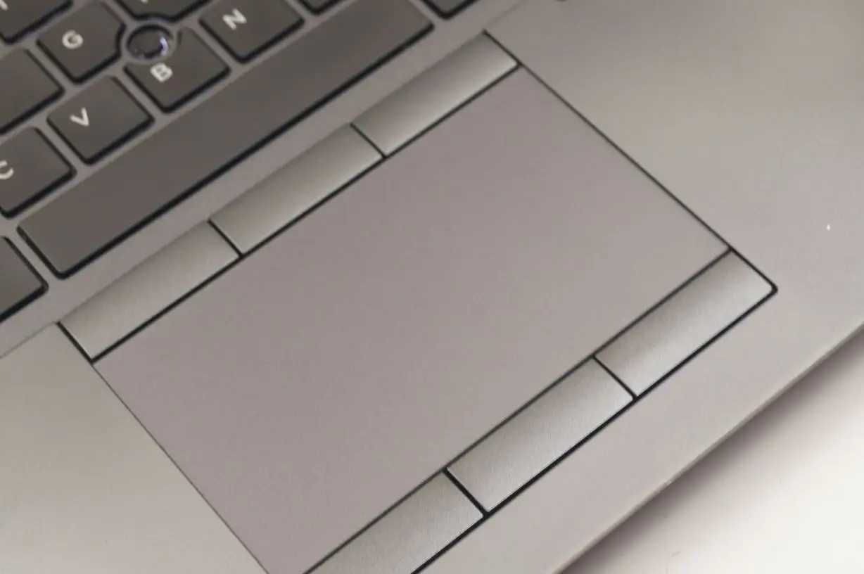 HP ZBook 15 G3  i7-6820HQ  16 Gb/SSD 256 ГБ/Nvidia M1000M гар. 6 міс.