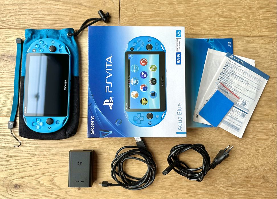 PlayStation Vita PCH-2000 Aqua Blue SLIM import Japonia JAK NOWA