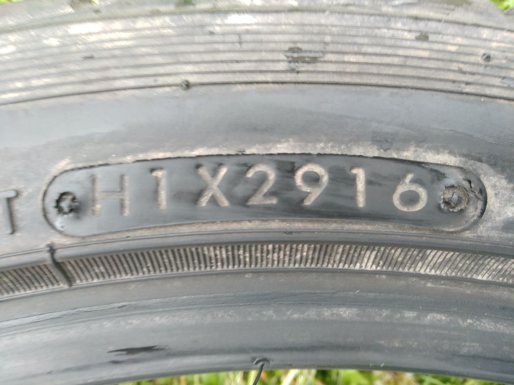 Пара зима 245/40 R19 TOYO SNOWPROX S954