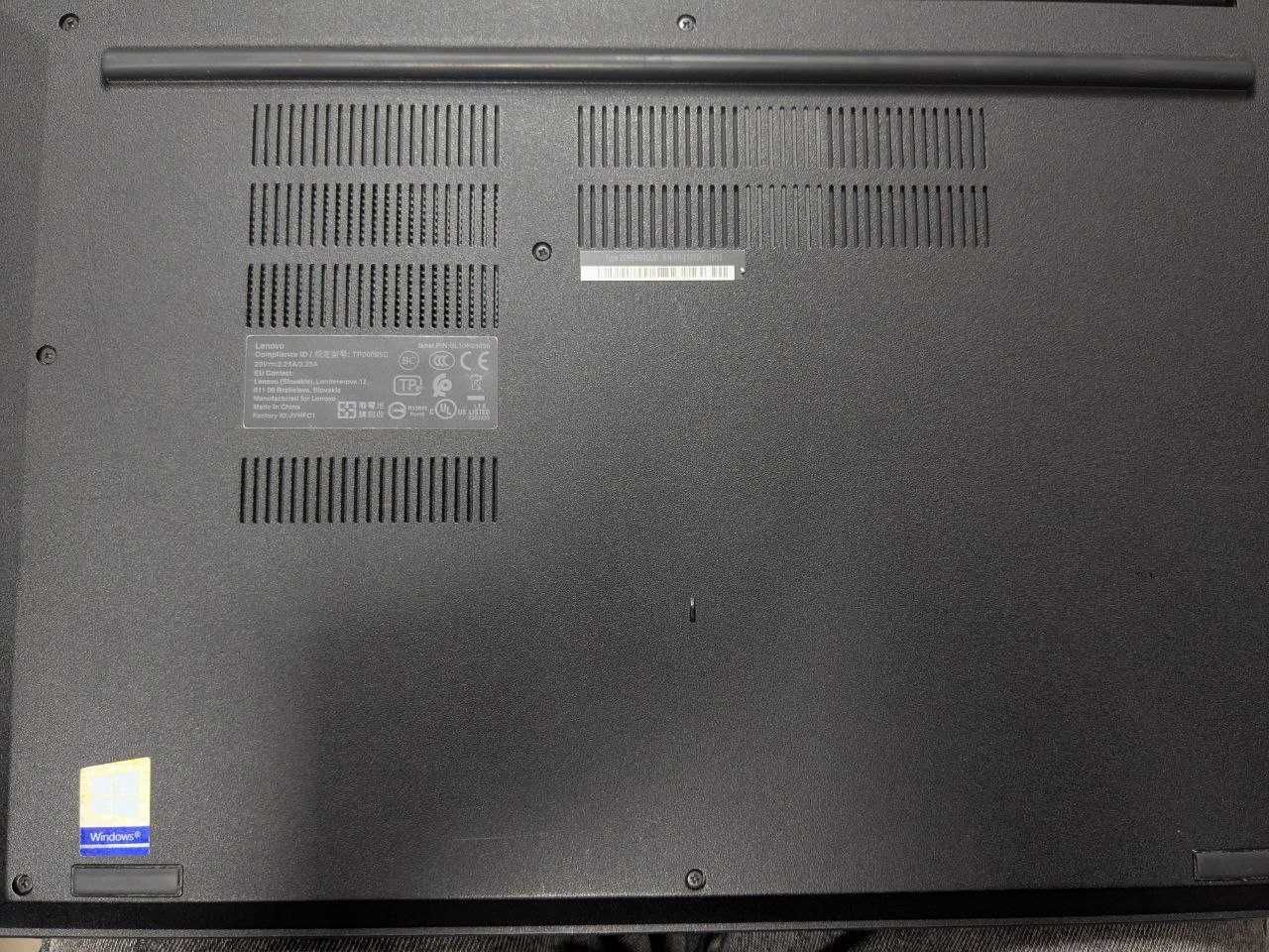 15.6" Lenovo ThinkPad E590 гарний стан i5-8265U/12GB DDR4/256GB SSD