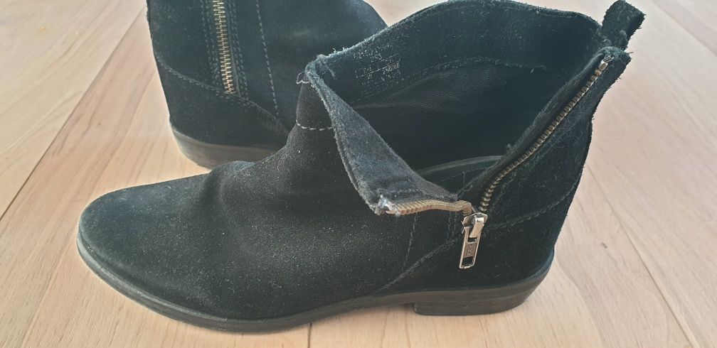 Botas pretas efeito camurça Pull&bear