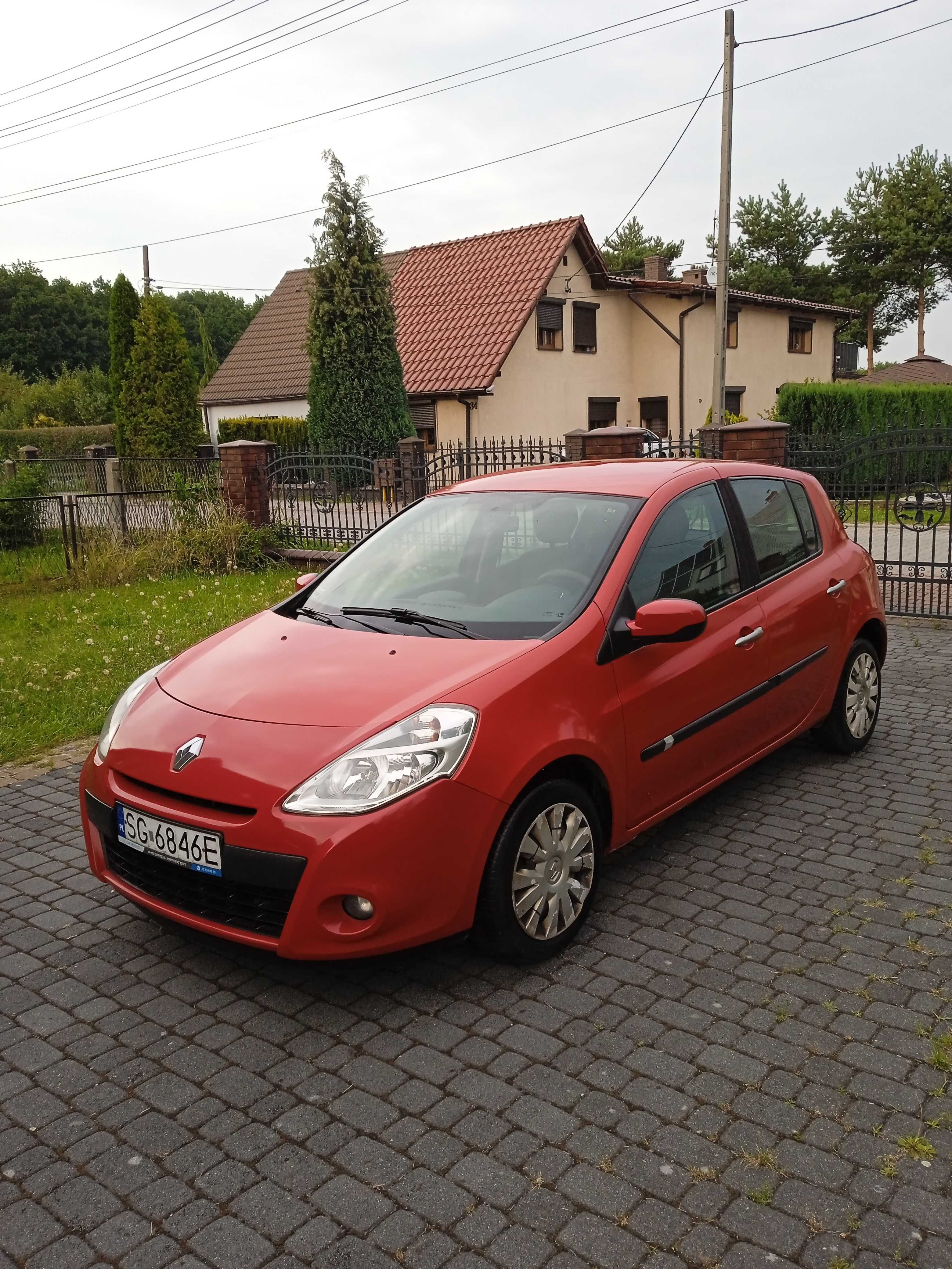 Renault  Clio  1,2 benzyna  2009