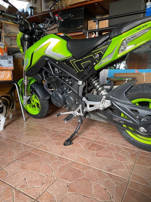 Benelli TNT 125 ano 2023