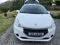 Peugeot 208 impecavel