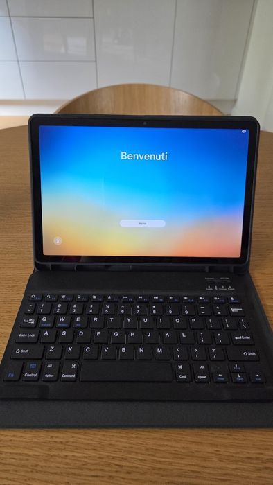 Samsung GalaxyTab S9 FE + etui + klawiatura BT. gwarancja