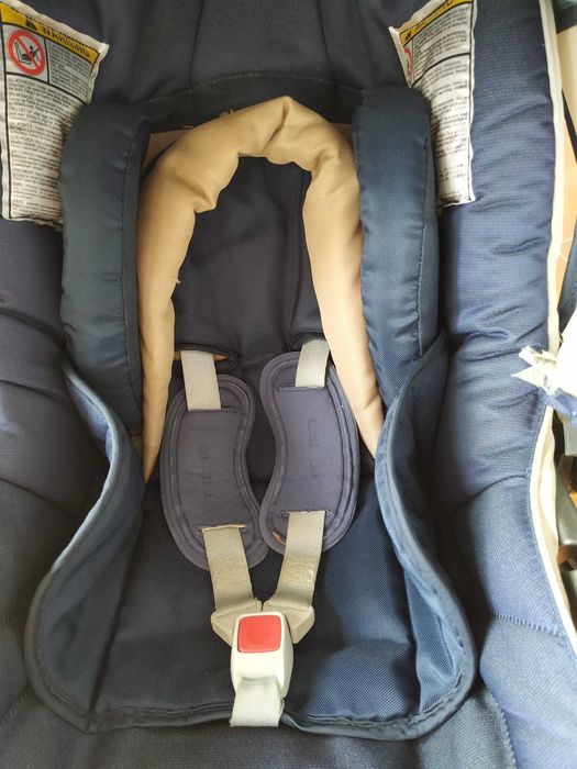 Carrinho, ovo e alcofa da Chicco