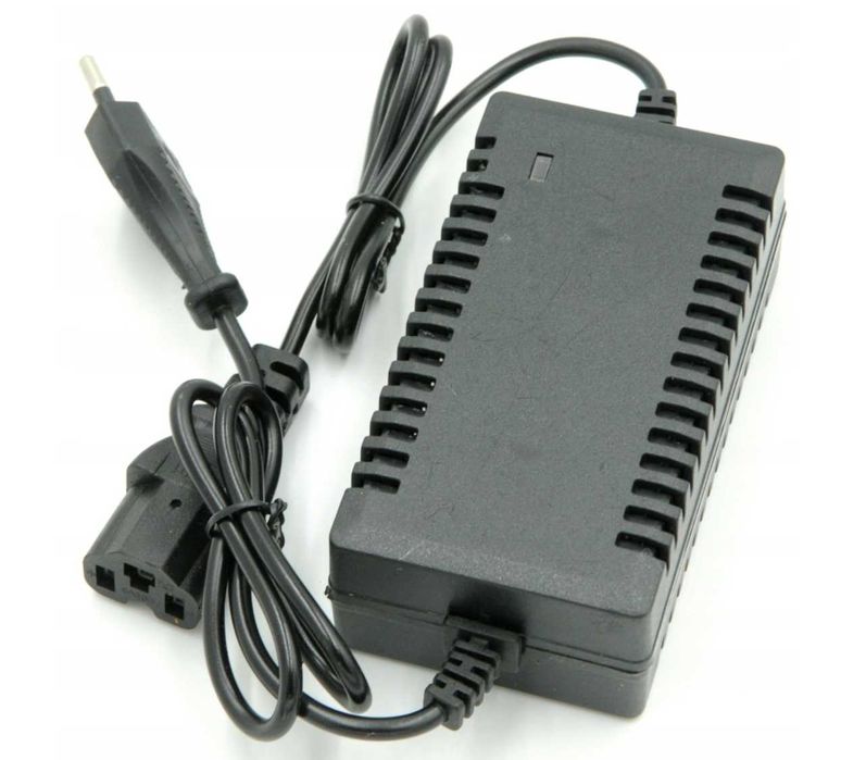 Акумуляторна сівалка розкидач добрив Bass Polska 20 л 10 м