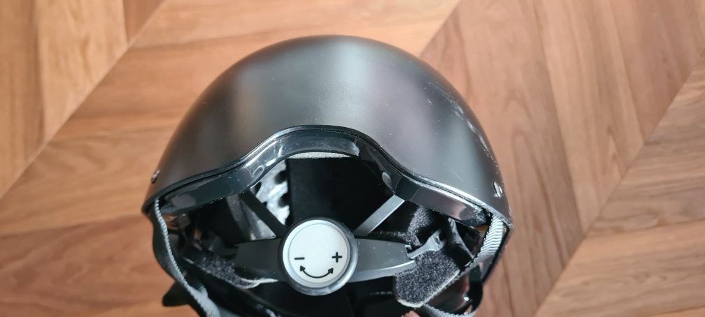 Kask jeździecki Fouganza 100 czarny, rozmiar S (52-55cm)