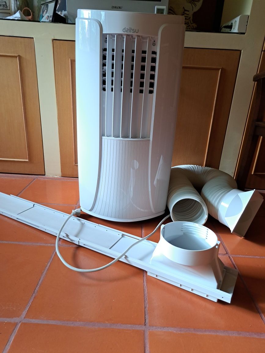 Ar Condicionado DAITSU APD-12HK