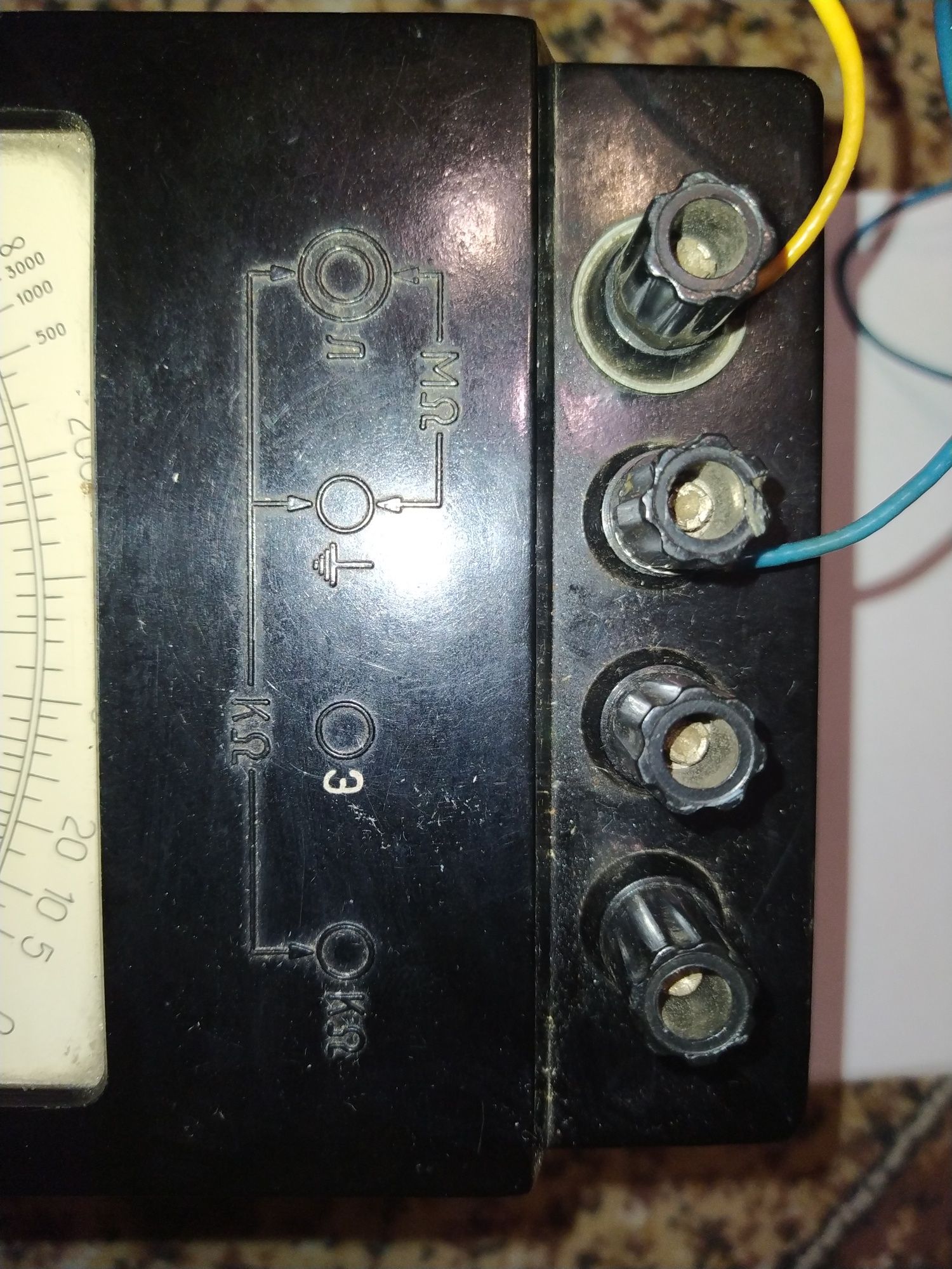 Мегаомметр М4100/5
