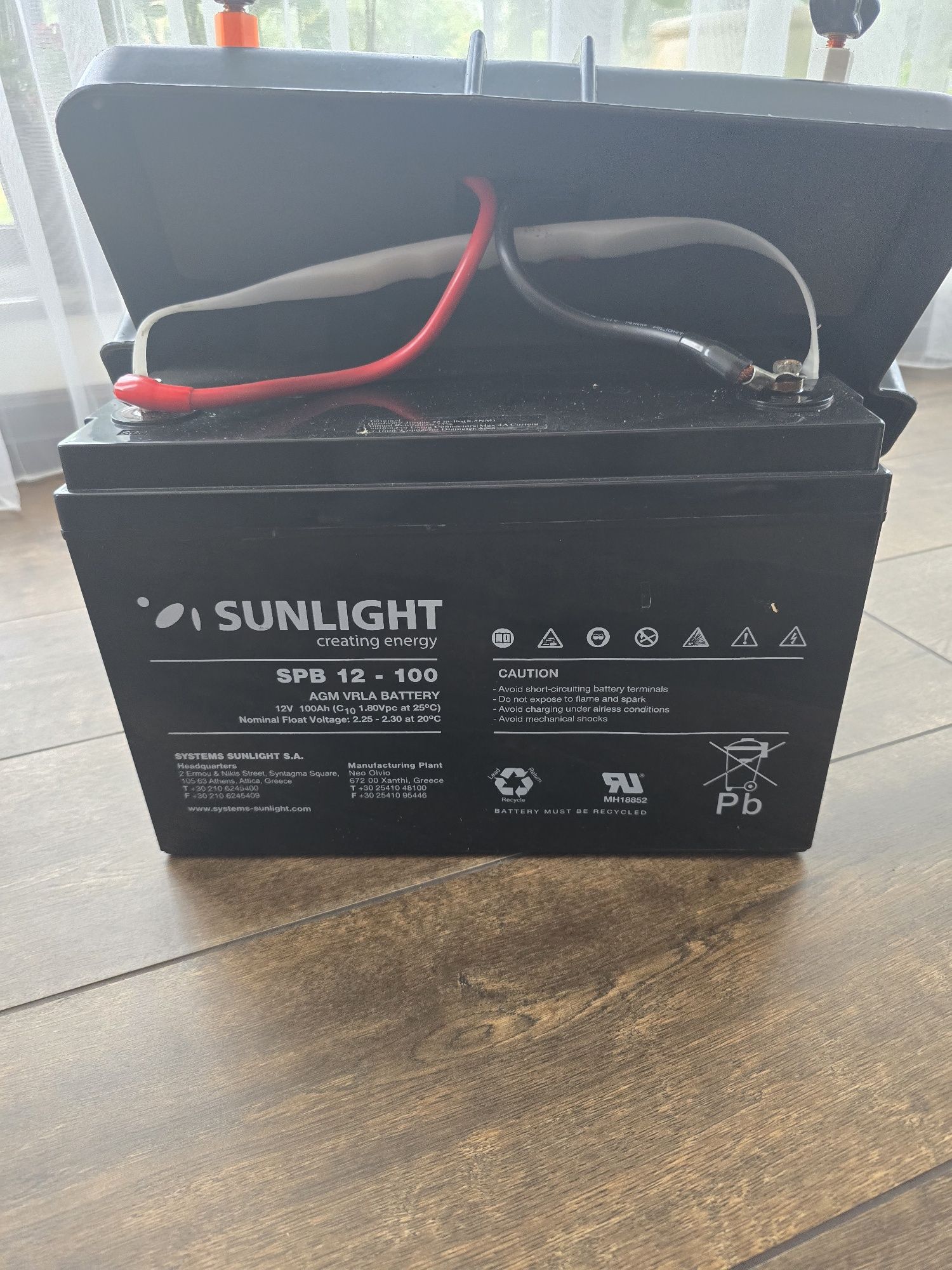 Герметичная гелевая батарея SUNLIGHT SP GEL 12-100