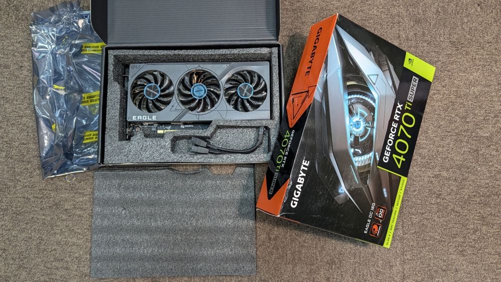 Продам відеокарту Geforce rtx 4070 TI Super 16Gb