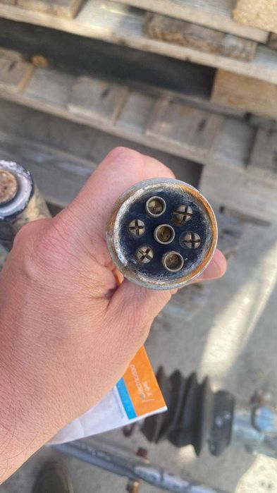 Atrelado 8m para barco até 2000kg, 2 eixos, pouco uso e km